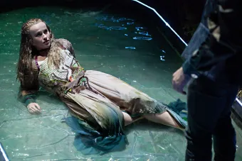 12 ophelias press image