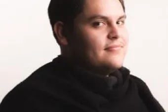 Isaac Gomez headshot