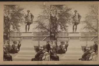 sepia shakespeare statue