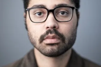 Zachariah Ezer headshot