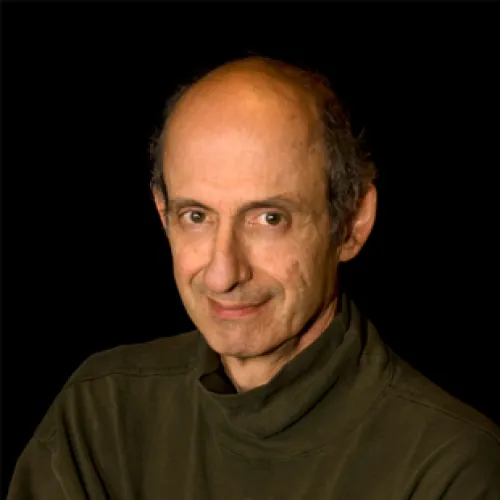 Learn about Professor Lee Abraham's career including his acting and directing in the Cambridge Mass, Loeb Experimental Theatre. 