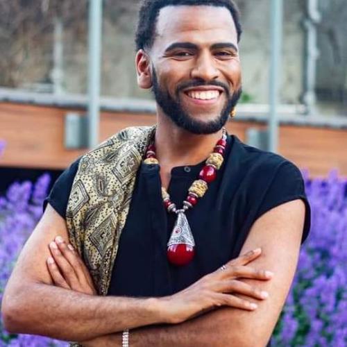 Learn more about Deen Rawlins-Harris, a theatremaker, educator, organizer and M.F.A in Drama and Theatre for Youth and Communities candidate.
